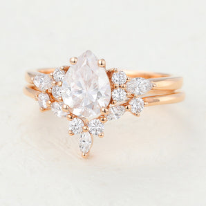 Jasmine-1.2 Carats Pear Moissanite Cluster Bridal Ring Set