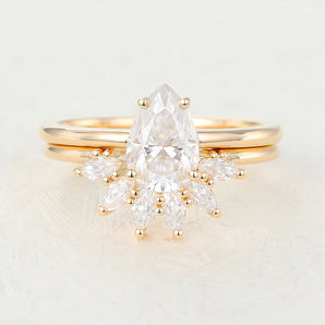 Jade-1.5 Carats Pear Moissanite Solitaire Bridal Ring Set