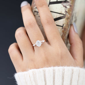 Jordyn-1.33 Carats Oval Moissanite cluster Engagement Ring