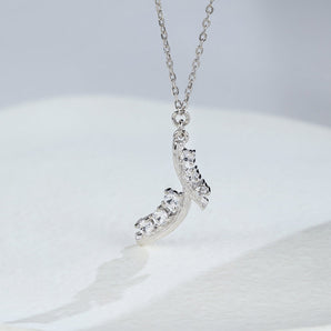 Willow-0.39 Carats Round Moissanite Unique Necklace