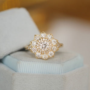 0.5 CT Round Shape Moissanite floral halo Engagement Ring